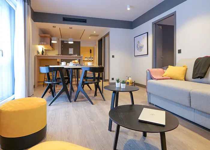 Hotel Planb - Living 3*